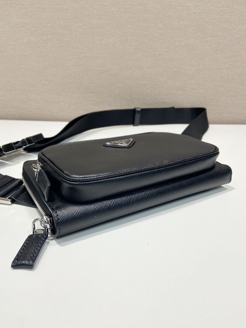 Pra*a waist chest packs